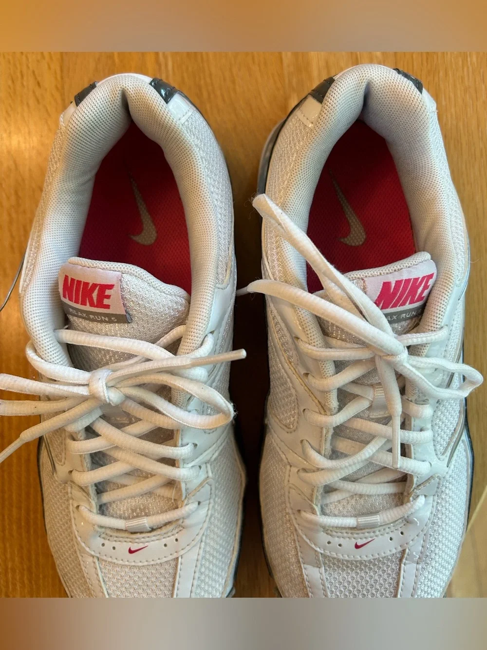 Nike REAX Run 5 Women’s Running Sneakers Shoes -White, Metallic Silver